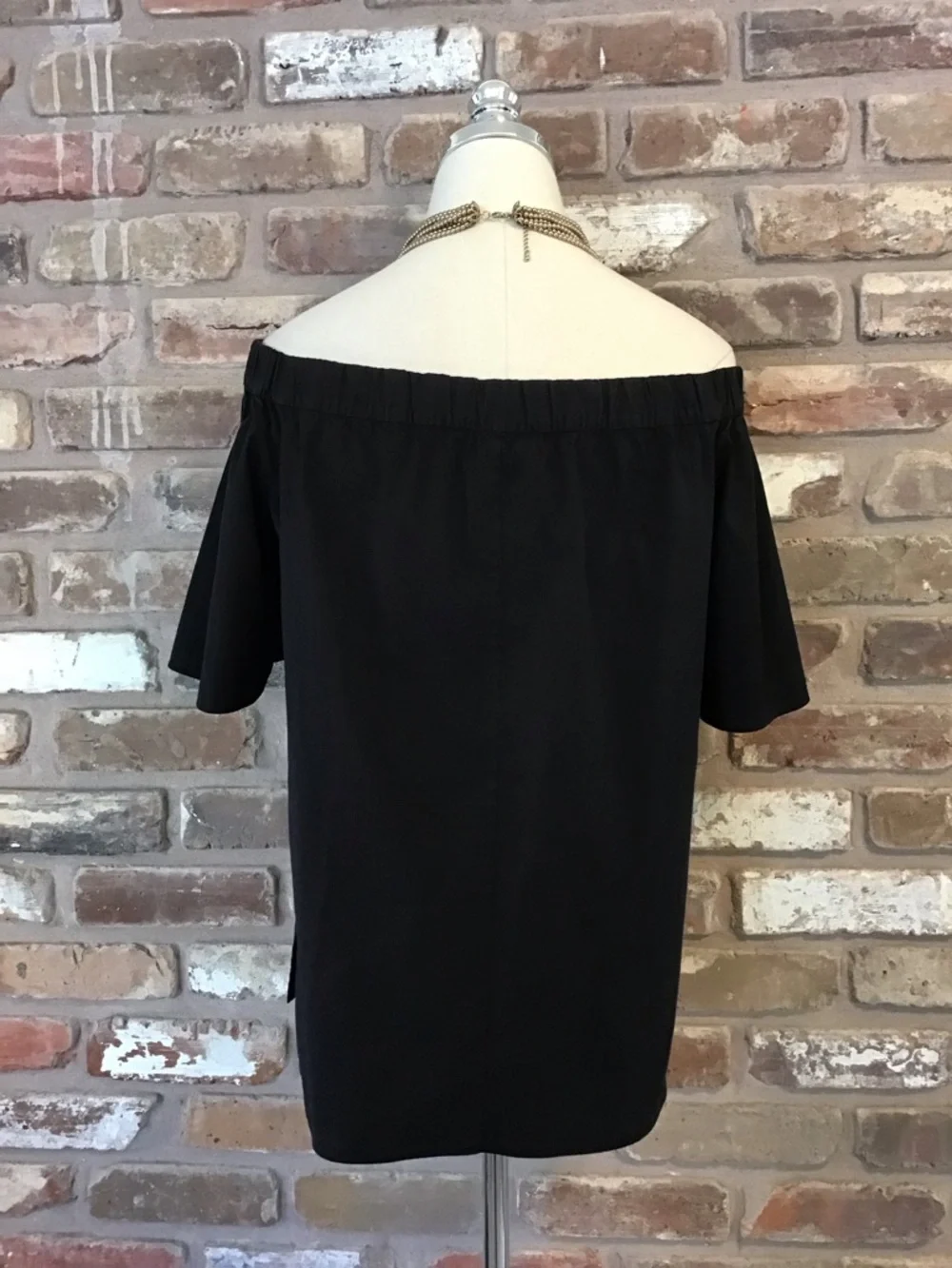 Lafayette 148 New York Women's Black Short Sleeve Off-Shoulder Top M - Picture 3 of 6